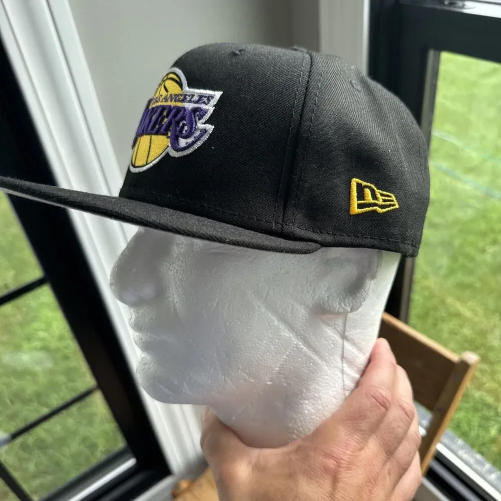 Los Angeles Lakers Black Hat Cap 59Fifty Fitted 7 3/4
